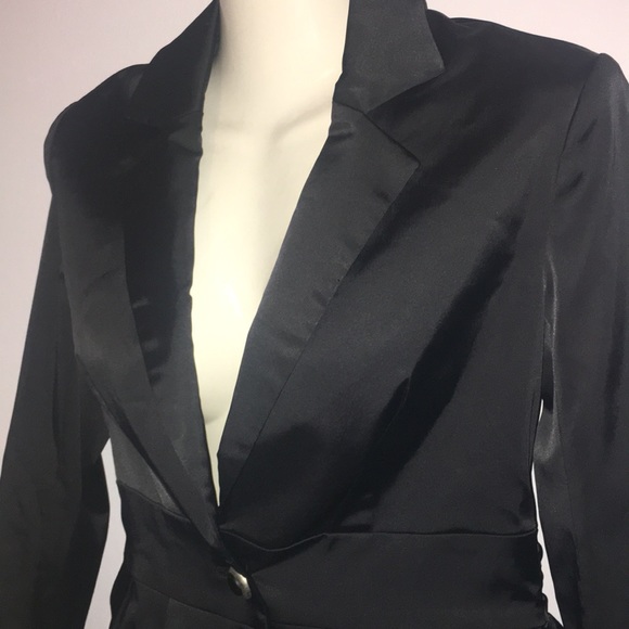 Alexander McQueen small navy two piece suit - Picture 3 of 8